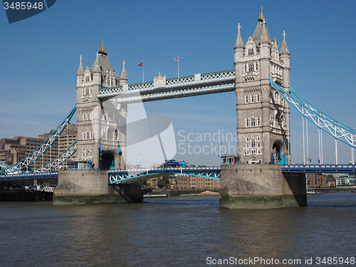 Image of Tower Bridge in London
