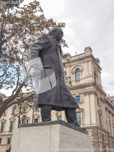 Image of Churchill statue in London