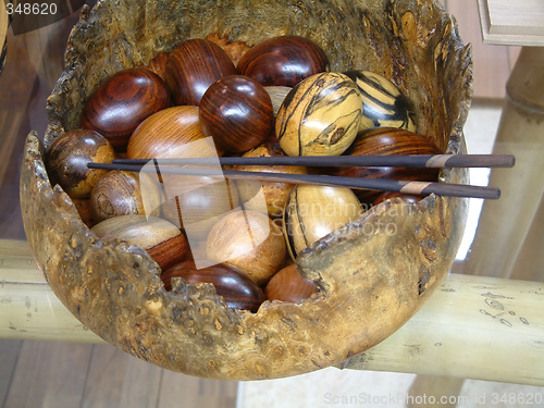 Image of wooden eggs