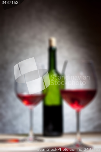 Image of red wine