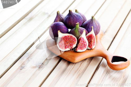 Image of fresh figs