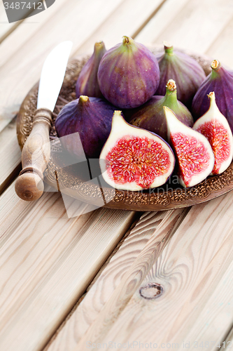 Image of fresh figs