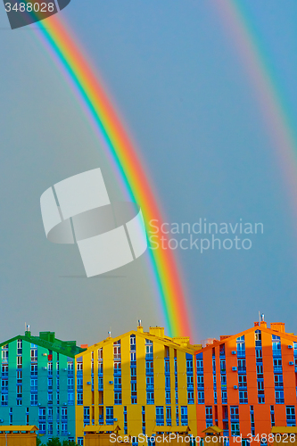 Image of Double rainbow over the city