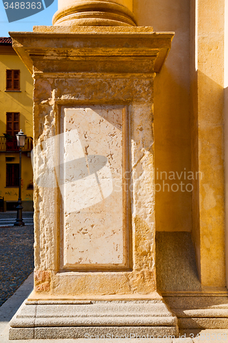 Image of abstract old column in the  country    italy   brick