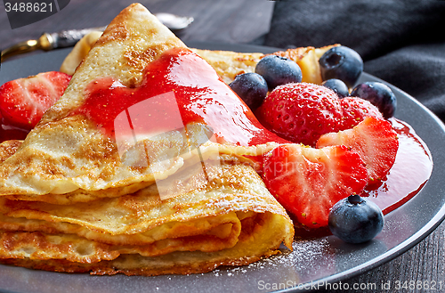 Image of crepes with fresh berries