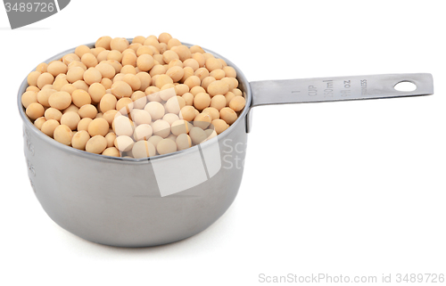 Image of Soybeans, or soya beans, in a measuring cup