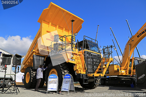 Image of Komatsu HD605 Rigid Dump Truck on Test