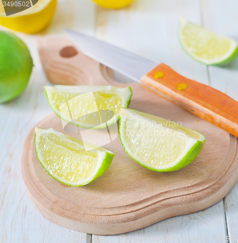 Image of fresh lime