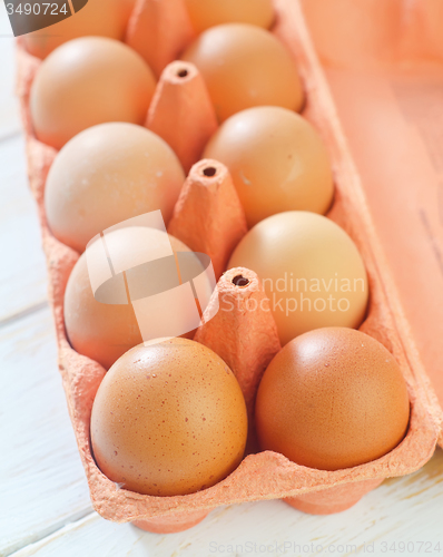 Image of raw eggs