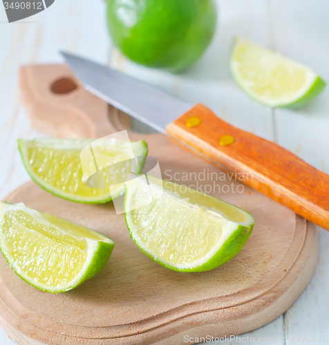 Image of fresh lime