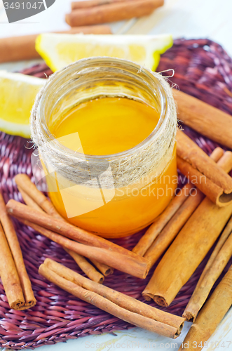 Image of honey,cinnamon,and lemon