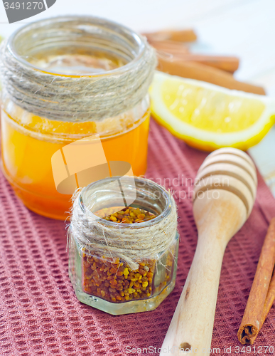 Image of honey,cinnamon,and lemon