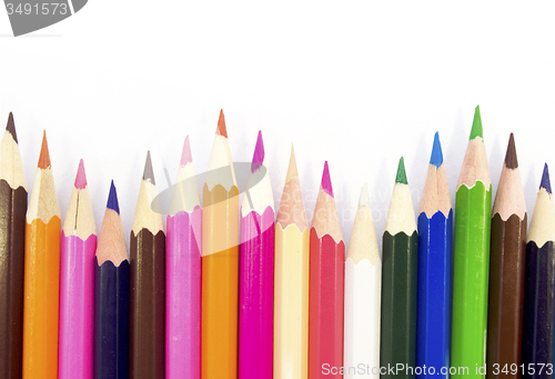 Image of color pencils