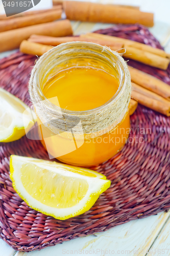 Image of honey,cinnamon,and lemon