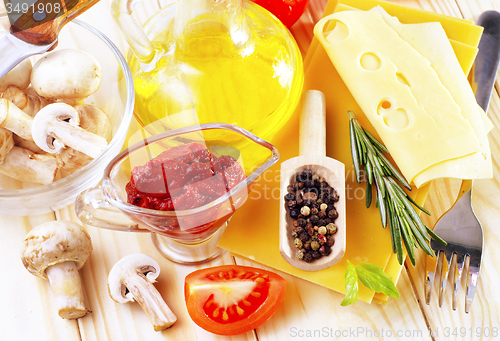 Image of ingredients for lasagna