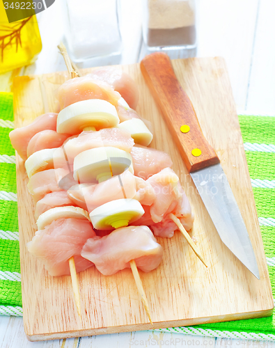 Image of raw chicken kebab