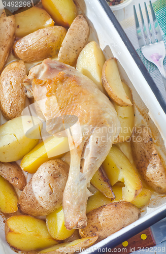 Image of fried poato with chicken