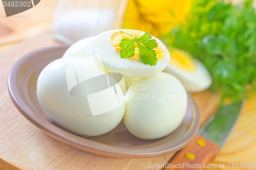 Image of boiled eggs
