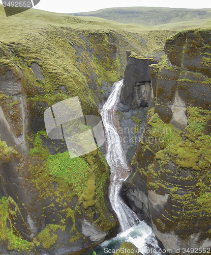 Image of waterfall in Iceland