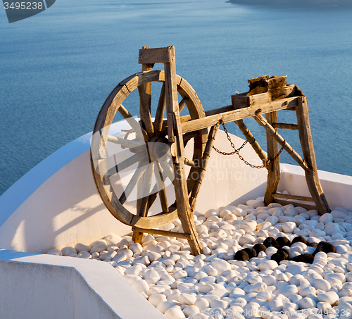 Image of greece in santorini the old town near   mediterranean sea and sp