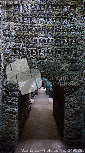 Image of The Koe-thaung Temple in Myanmar