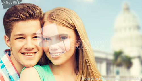 Image of smiling couple over washington white house