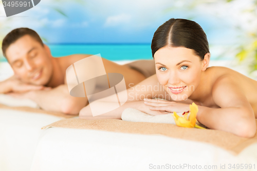 Image of couple in spa