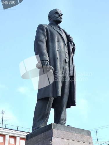 Image of Lenin statue