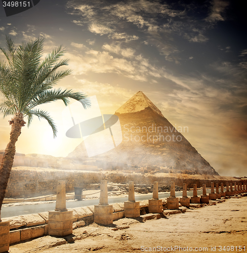 Image of Pyramid of Khafre