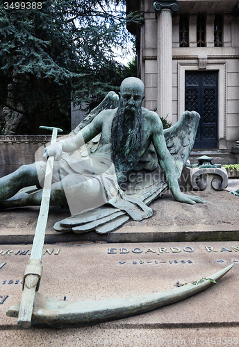 Image of Old Cemetery statue