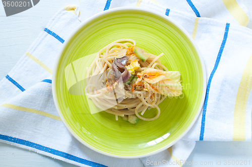 Image of Spaghetti with marinated anchovy, zucchini and zucchini flowers