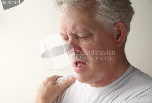 Image of man with bursitis