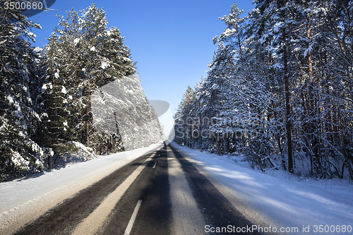 Image of the winter road  