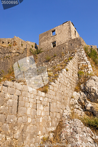 Image of fortress ruins 