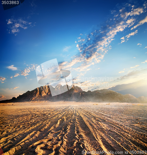 Image of Mountains in desert