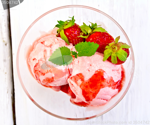 Image of Ice cream strawberry on board top