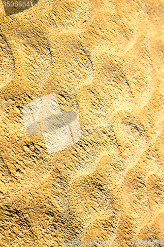 Image of brown dry    desert  