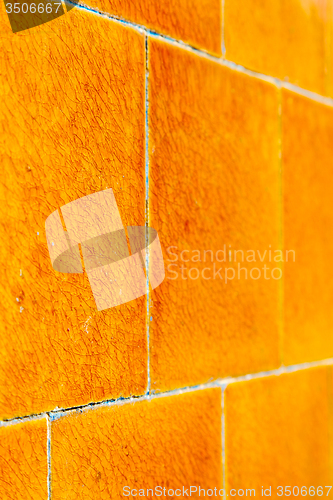 Image of in london   the       texture of a  ruined brick