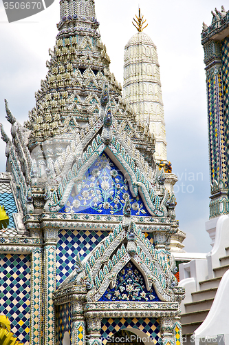 Image of  thailand asia   in  bangkok rain  temple blue