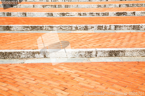 Image of step   brick in  italy  