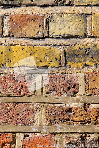 Image of in london    of a ancien wall and ruined  