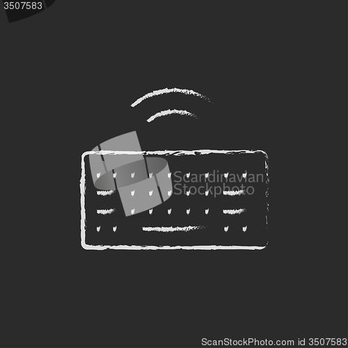 Image of Wireless keyboard icon drawn in chalk.