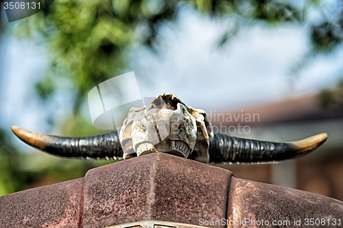 Image of details of old rusty auto 