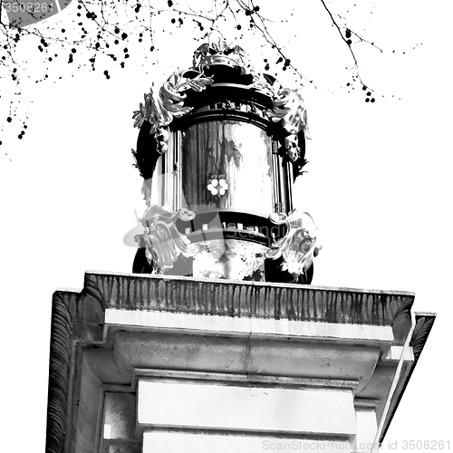 Image of historic   marble and statue in old city of london england