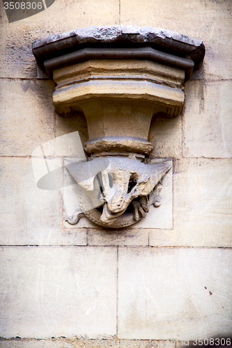 Image of historic   marble and statue in  of london england