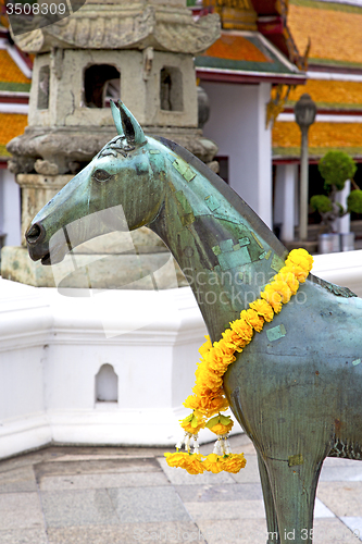 Image of horse  in the temple bronze  palaces   