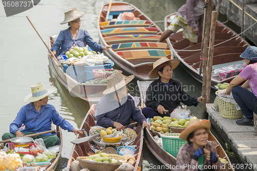 Image of ASIA THAILAND SAMUT SONGKHRAM THA KHA FLOATING MARKET