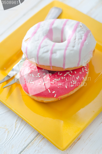 Image of donuts