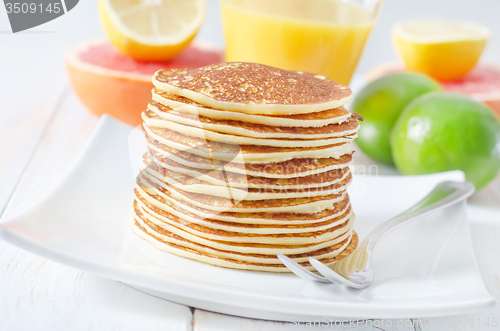 Image of pancakes with fruit