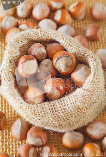 Image of hazelnuts